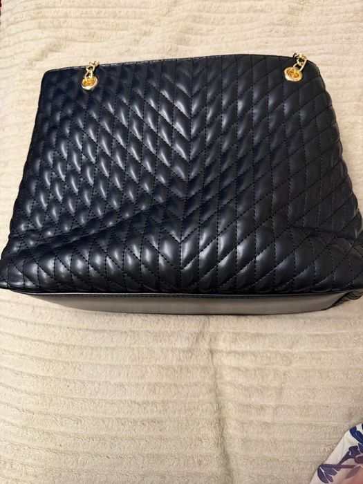 Czarna pikowana torebka na ramię Wittchen