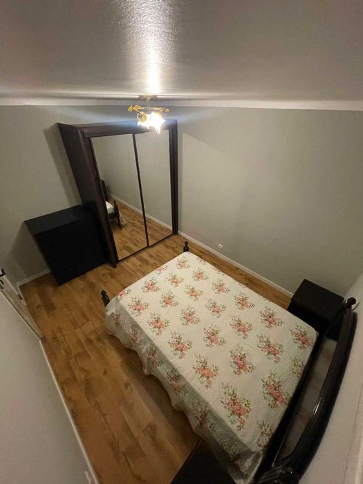 Aluguer de quarto.