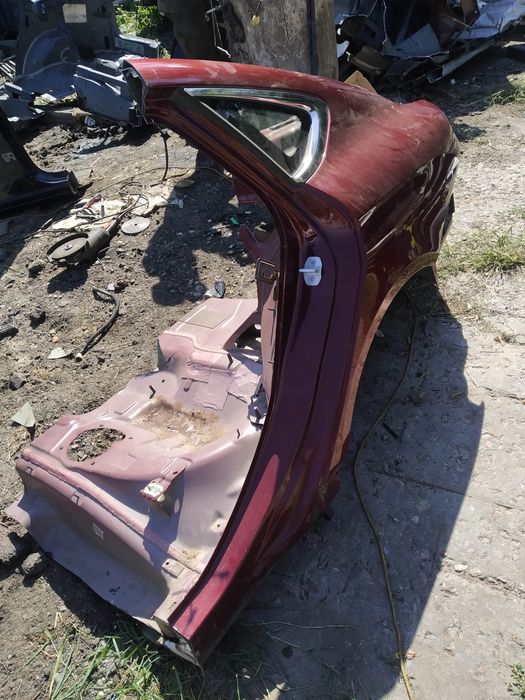 задняя четверть крыло левое Chrysler 200 в наличии