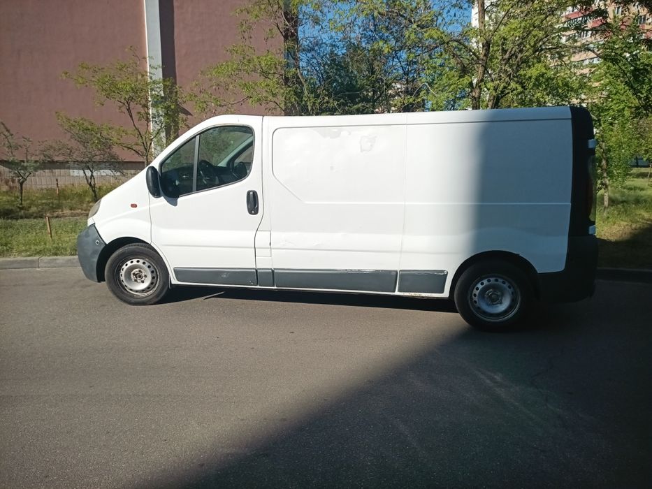 Опель Віваро/Opel Vivaro 2.5 DCI 2005