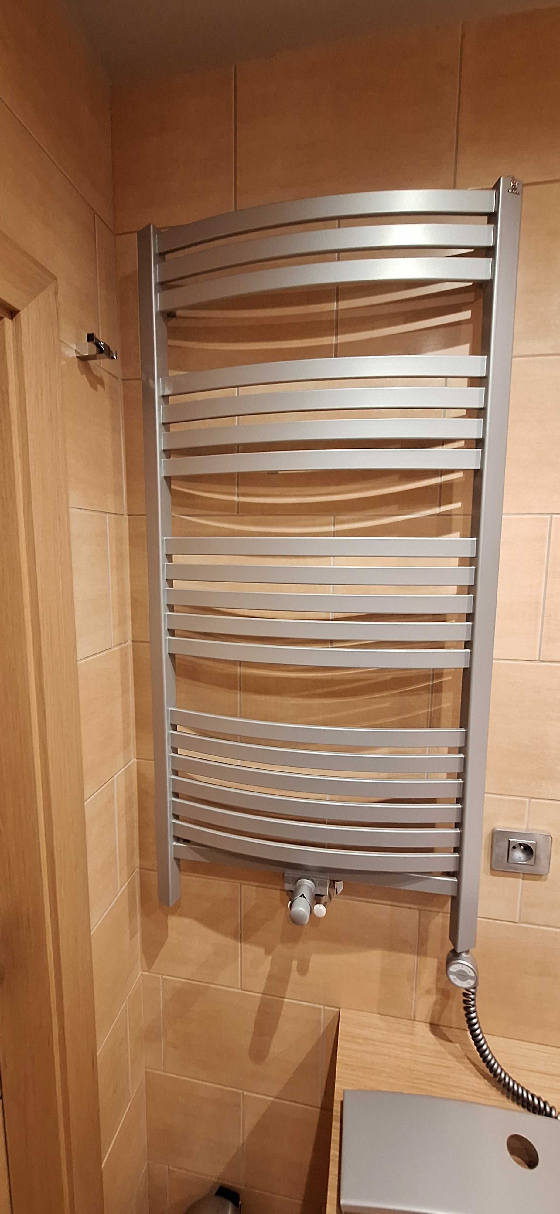 Grzejnik dekoracyjny Terma Technologie Dexter 1220x600 640W