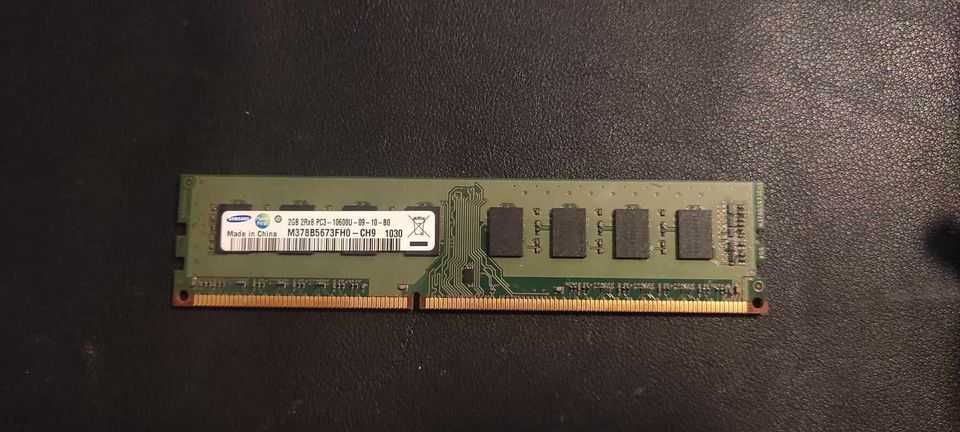 Memoria RAM 4GB & 2GB