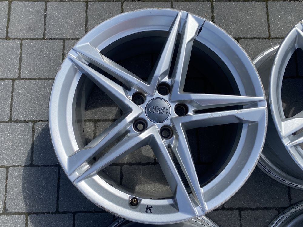 4× Felgi aluminiowe Audi A4 A5 A6 Skoda VW Golf 8" x 18" 5x112 ET 40