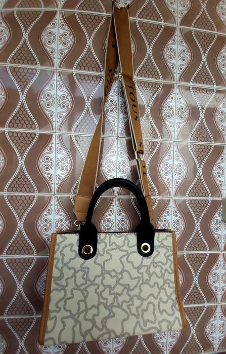 Mala Tous  impecável