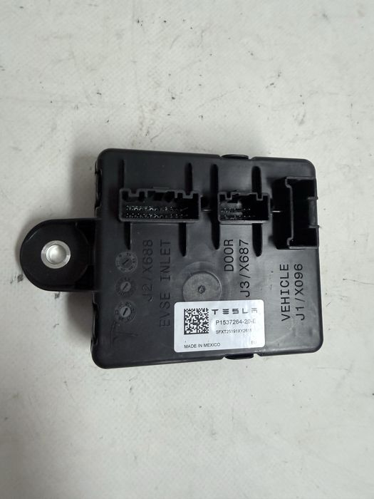Блок ретрофит 1537264-20-Е Tesla Gen4