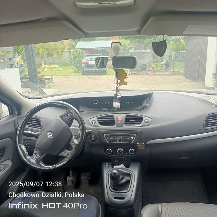 Sprzedam Renault Megane Scenic 1.5 dci