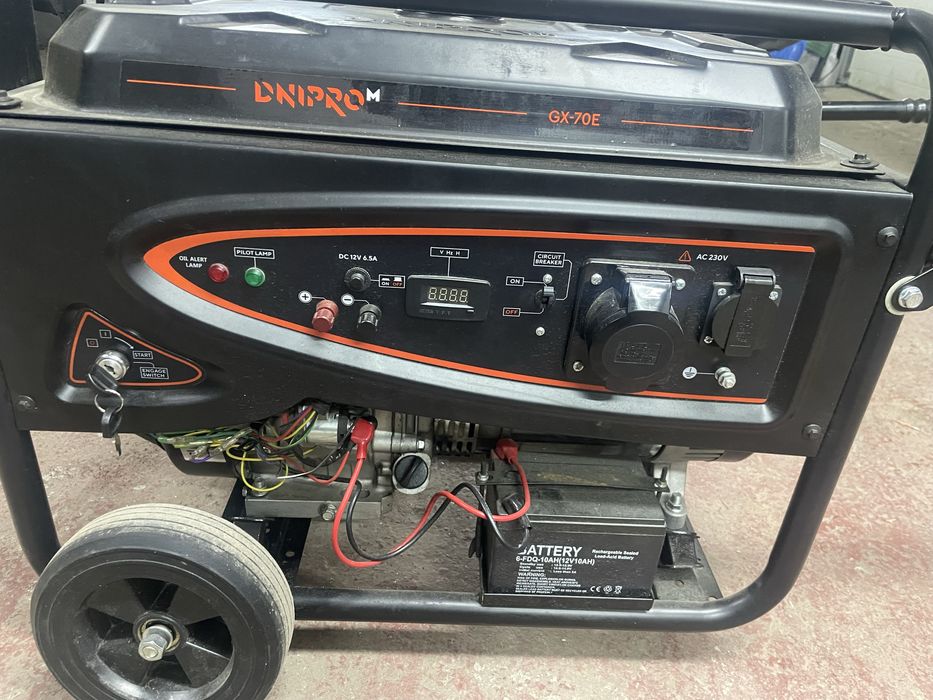 Продам генератор бензиновий Dnipro-M GX-70E