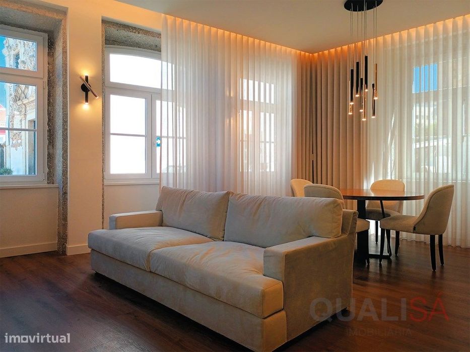 Apartamento T1 com pátio, equipado e mobilado, em S. Vicente em Bra...