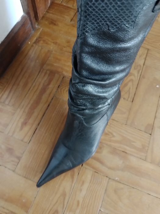 Vendo botas pretas