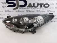 Farol Ótica Original Esquerda - Mazda 2 (2014)