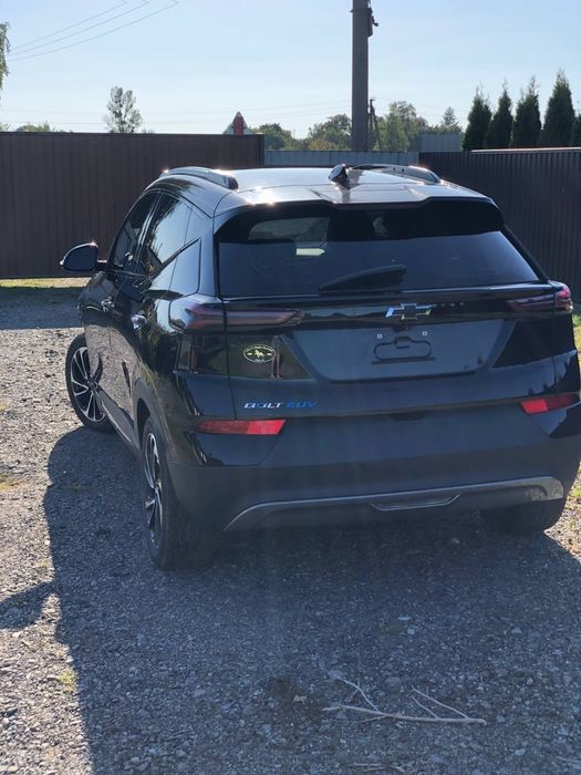 Chevrolet bolt euv ev premier електромобіль продаж продається електрич