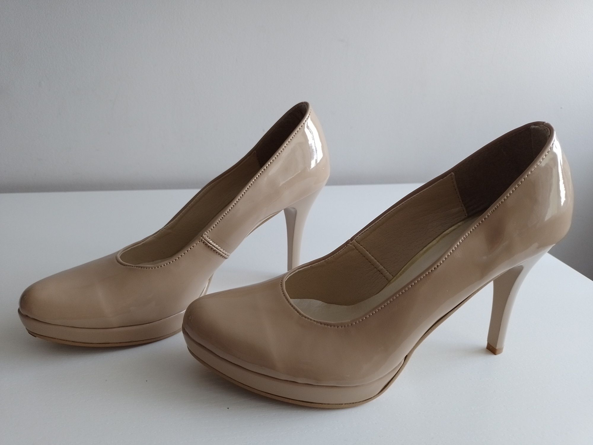 Buty na wysokim obcasie