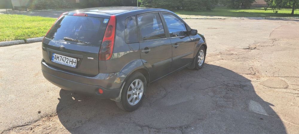 Продам  Ford fiesta