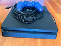 Playstation 4 slim 1 tb.