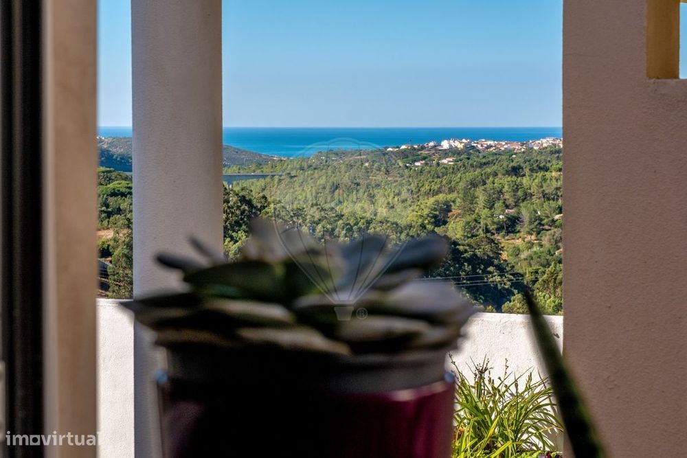 Moradia T4 para venda