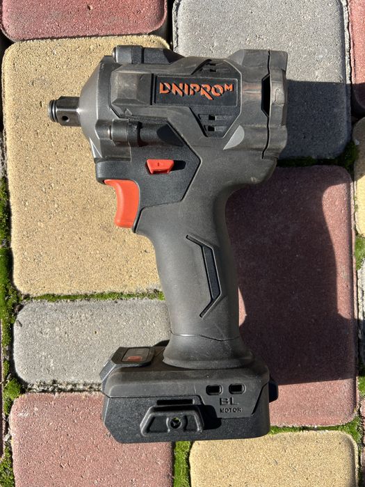 Акумуляторний гайковерт Dnipro-M DTW-201BC Compact (без АКБ і ЗП)