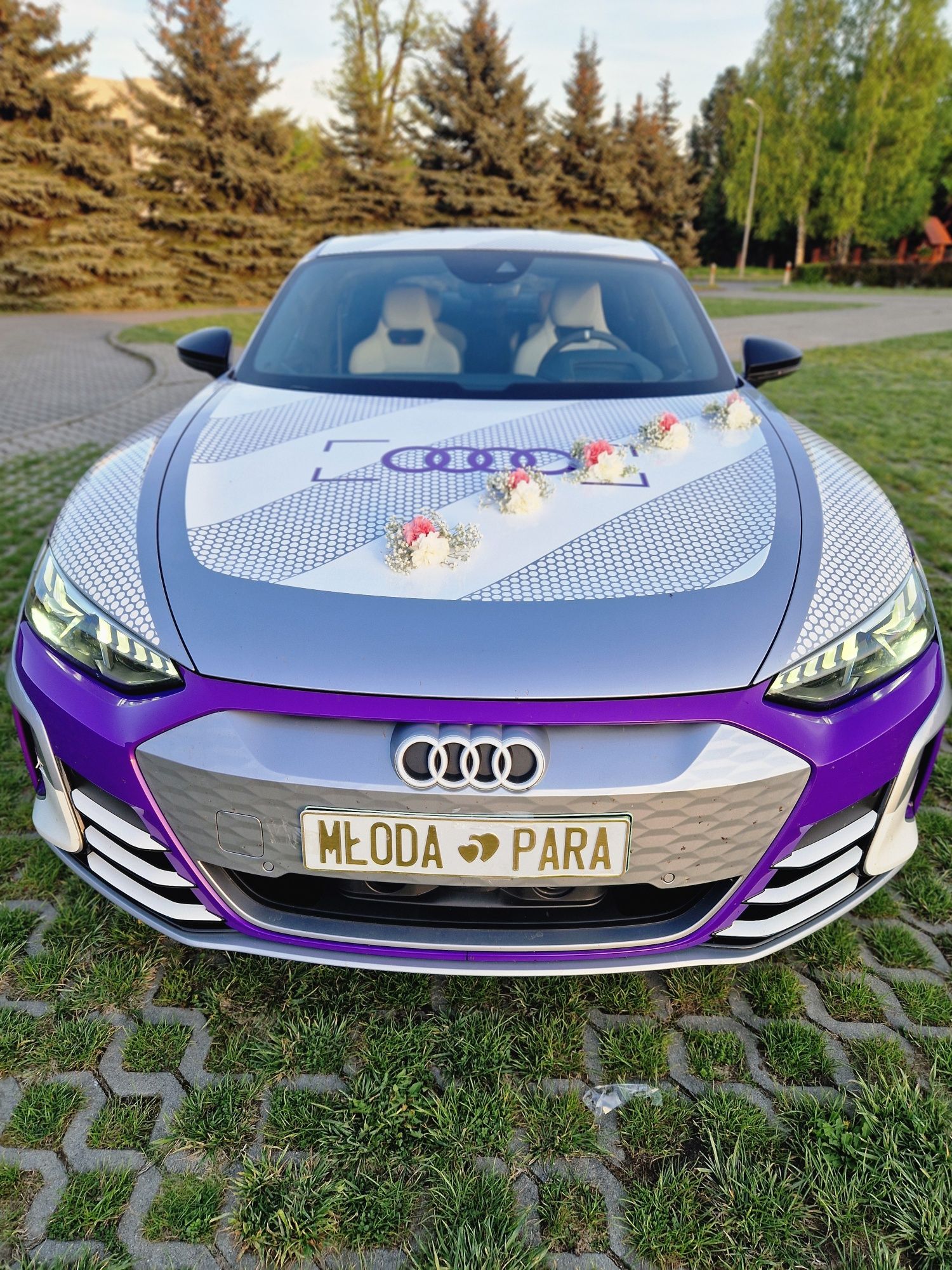 Najnowsze Audi RS E-TRON GT  lub RS5 do Ślubu DAYTONA GREY - z kierowc