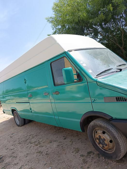 Iveco 35 12 de 95.possivel dormitório