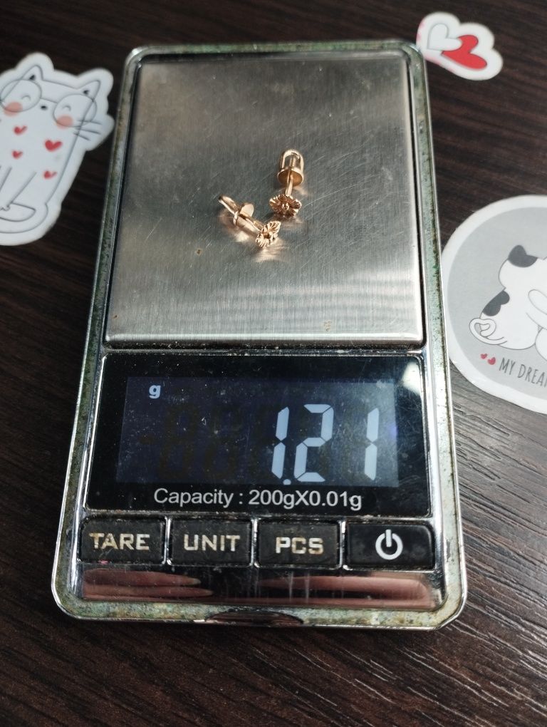 Золотые пуссеты 1.21 грамма