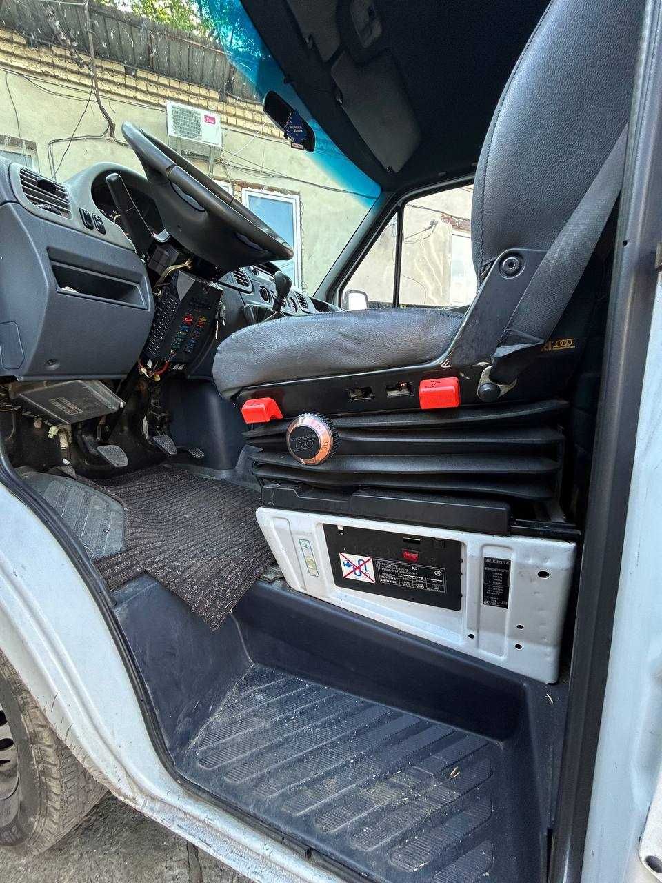 Разборка Шрот Mercedes Sprinter W903 Розборка Спринтер 903 запчастини