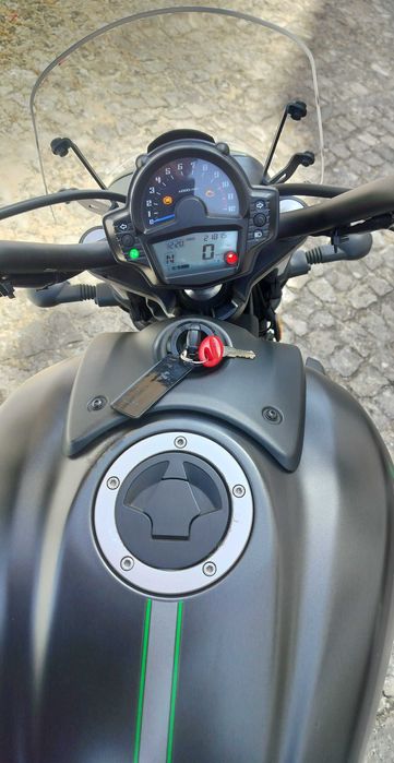 Kawasaki Vulcan S 650 SE