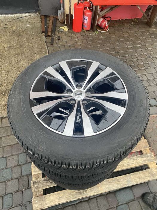 Диски з резиною 235/60/R18