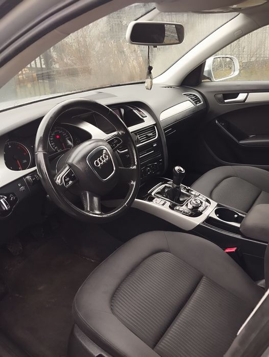 Sprzedam Audi w dobrym stanie.