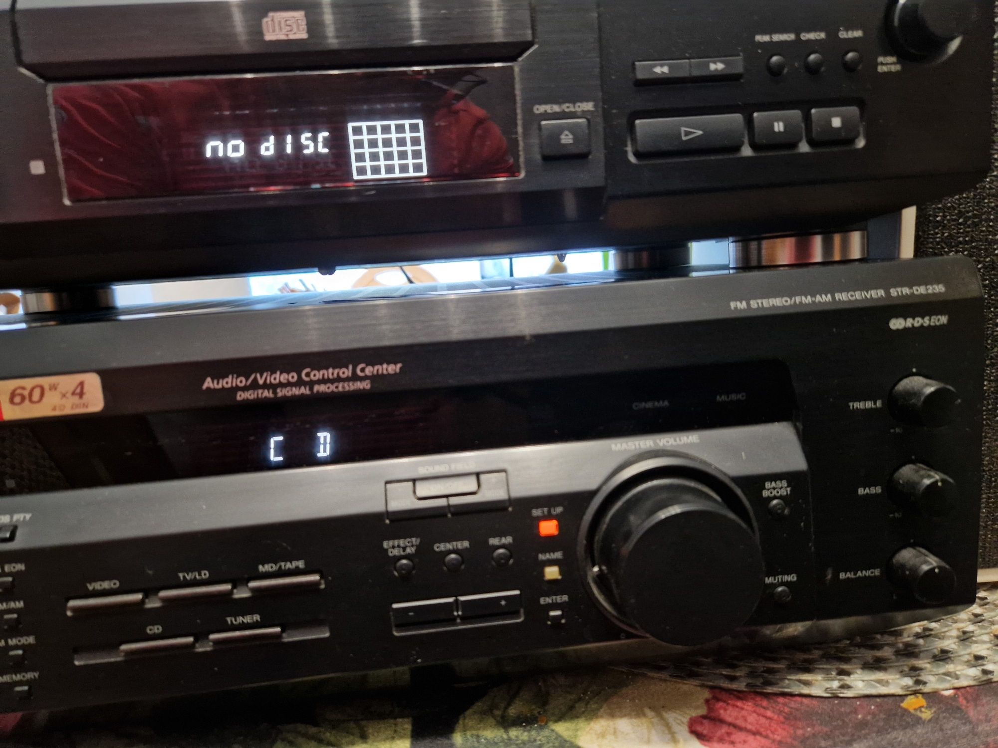 Sony STR-DE235 - amplituner 5.1 + CD PLAYER SONY CDP-XE330