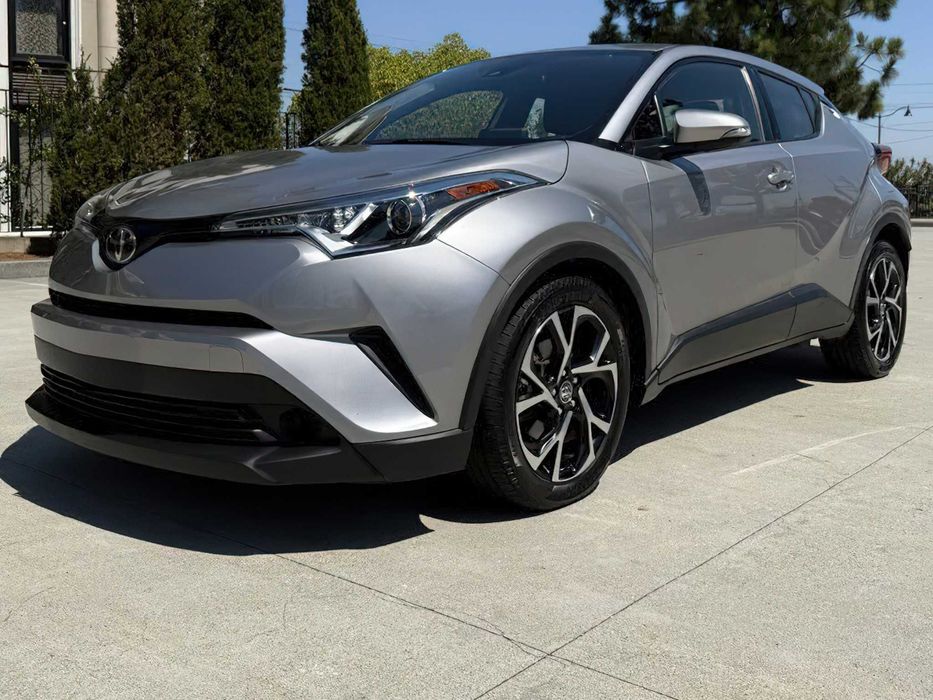 Toyota C-HR XLE      2019