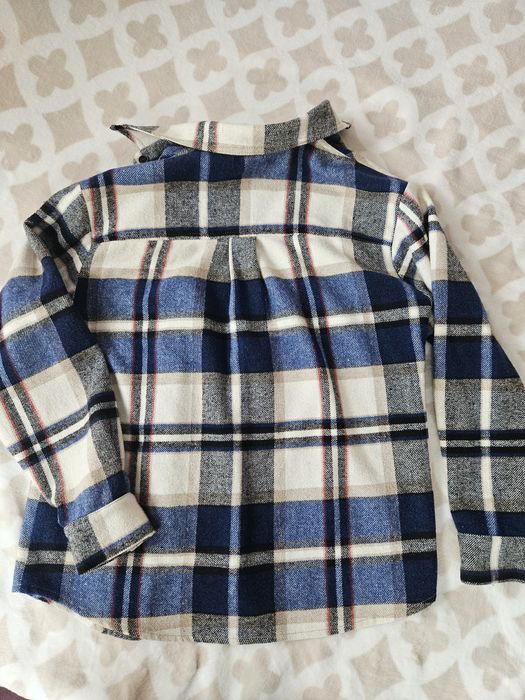 Стильна рубашка в клітинку