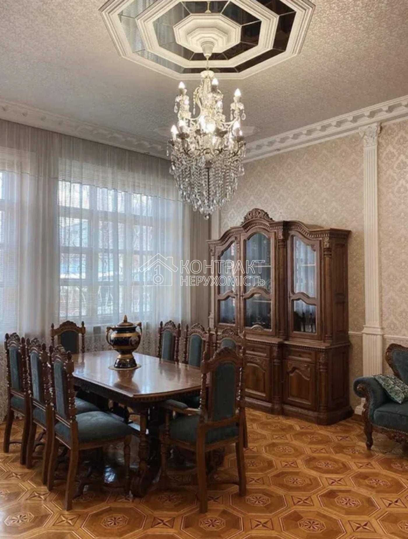 Продаж шикарного великого будинку. Нові будінки.
