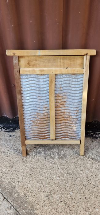 Stara tarka do prania, retro, np. na foto czy do scenografii