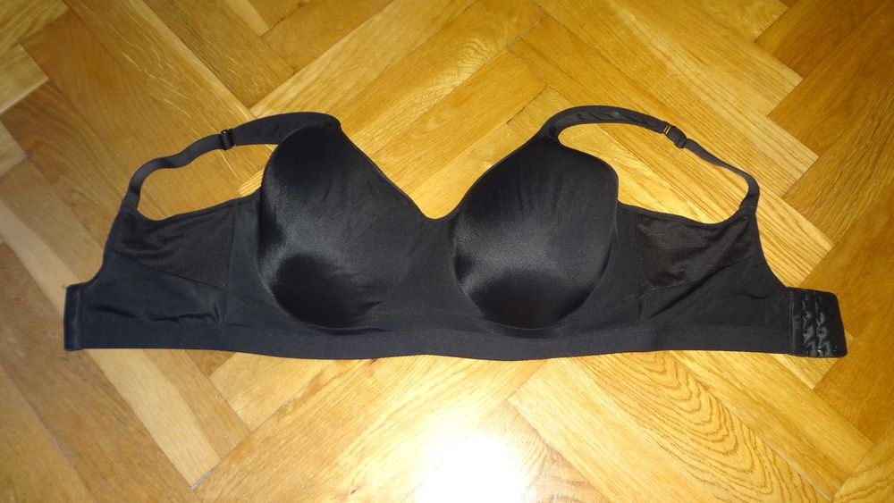 Biustonosz sportowy Hema 90F usztywniany