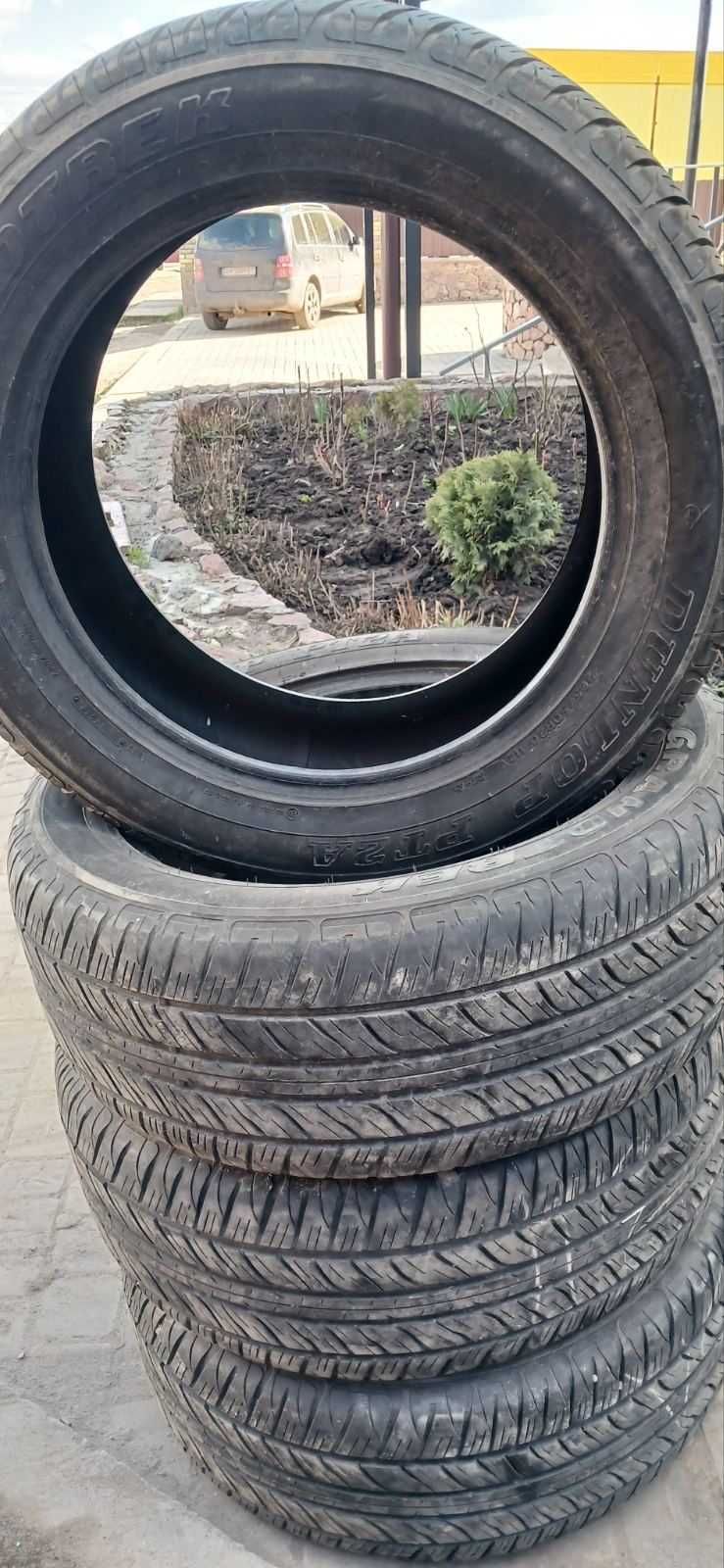 Продам шини 285/50r20 dunlop grandtrek pt2a