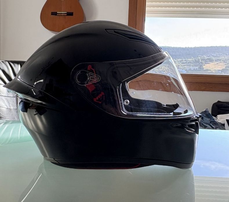 Capacete AGV K1S novo
