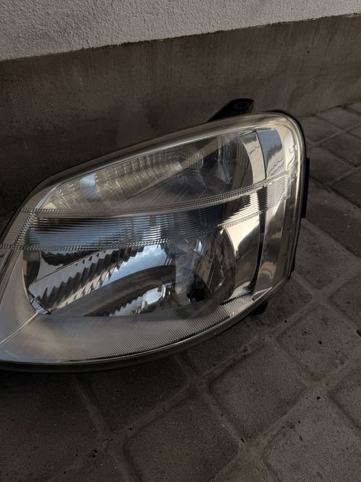 Фари Сітроен Берлінго Пежо Партнер оригінал права ліва Berlingo Partne