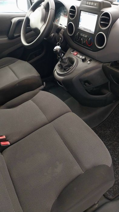 Peugeot Partner 1.6 HDI 100cv  caixa de 6 velocidades