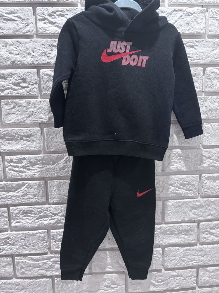 Dresy nike rozmiar 74-80 cm