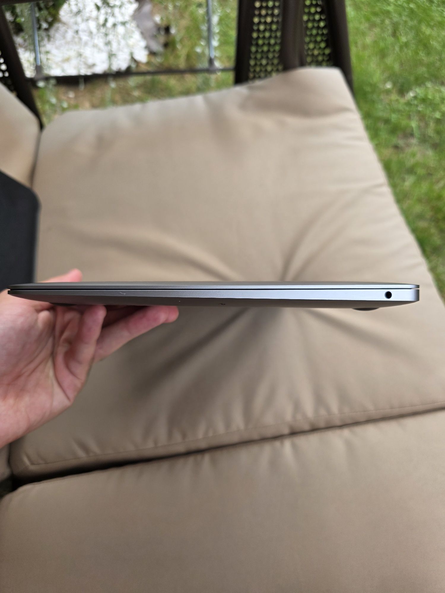 MacBook Air M1 16/256 jak nowy, stan idealny