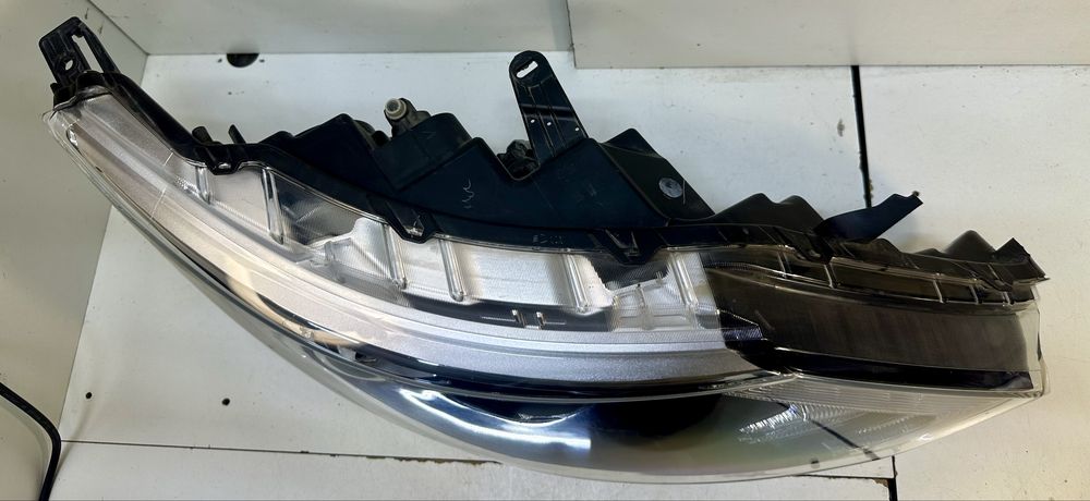 Фара правая Nissan Qashqai J11 2014 2015 2016 2017 260104EH0A