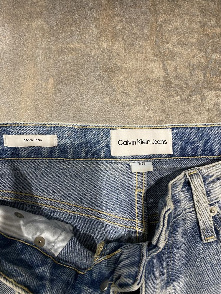 calvin klein jeans mom jeansy jeans S niebieskie