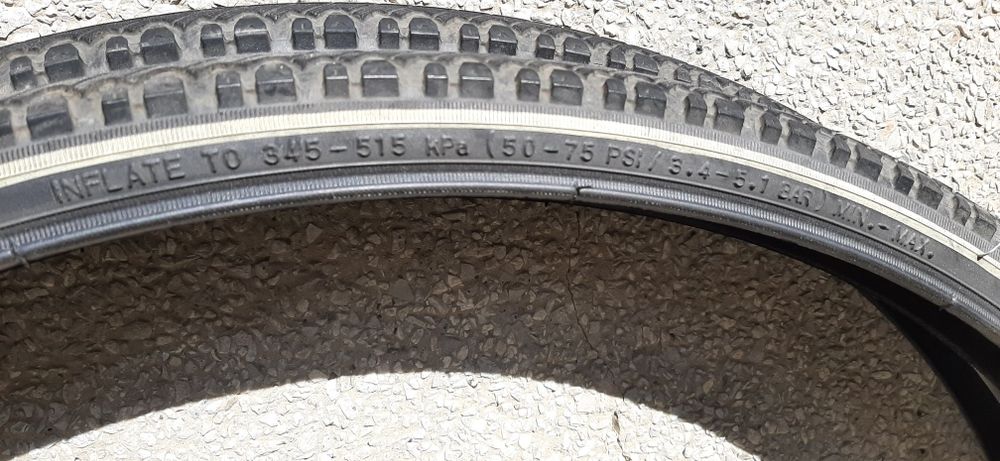 Opony rowerowe semi slick/ miejskie, rozmiar 40-622; 700x38c; 28"