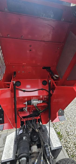 Traktorek 4cyl.Nowy model samojezdna scielarka Twinca samobieżna