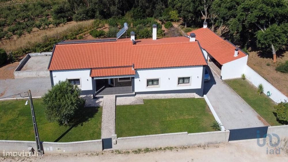 Casa / Villa T3 em Carvalhal de 214,00 m2