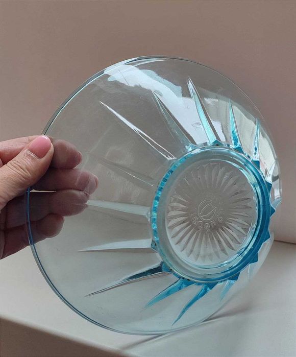 Продам ретро-посуд минулого століття