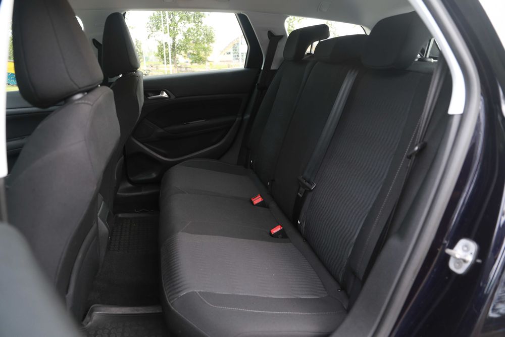 wypożyczalnia samochodów - Peugeot 308 kombi - od 100 zł za dobę