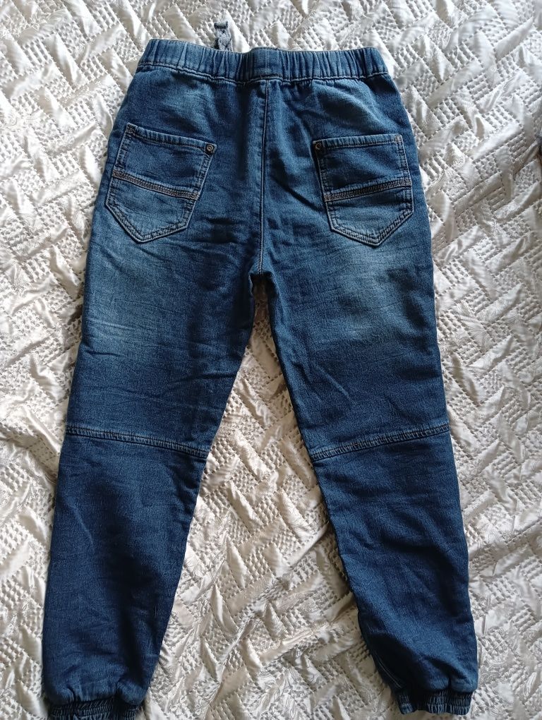 Spodnie jeansowe146