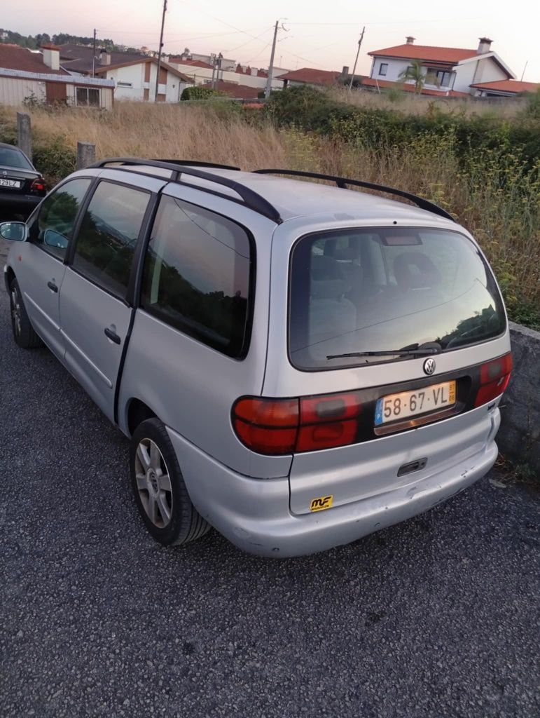 Sharan 7 lugares 289mil KMS