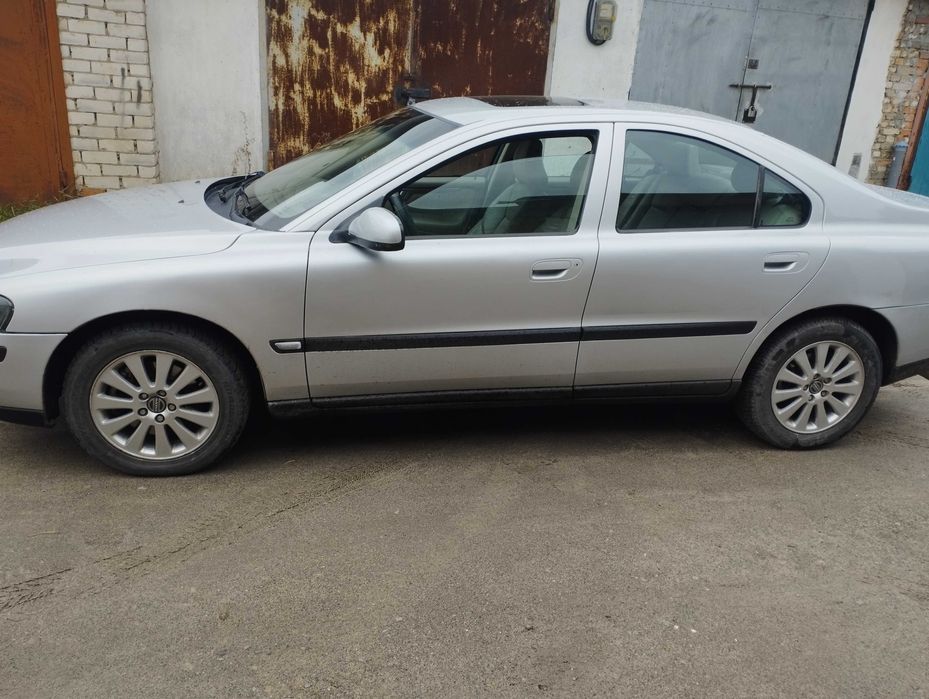 Вольво 2.4 газ бензин, АКПП,2001р