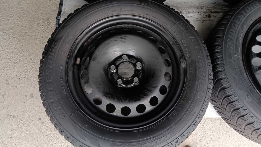 Koła , felgi stalowe 5x100 15" et 40 VW, SKODA oryginał 185/65/15